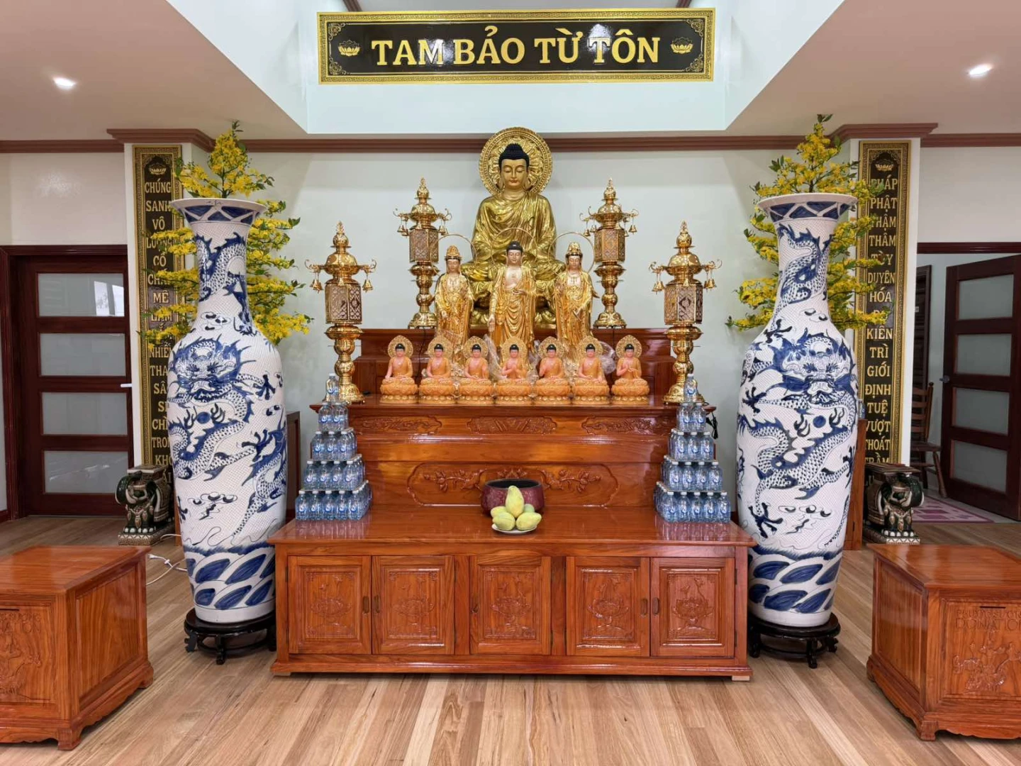 LONG QUANG GIỮA TRỜI NAM BÁN CẦU